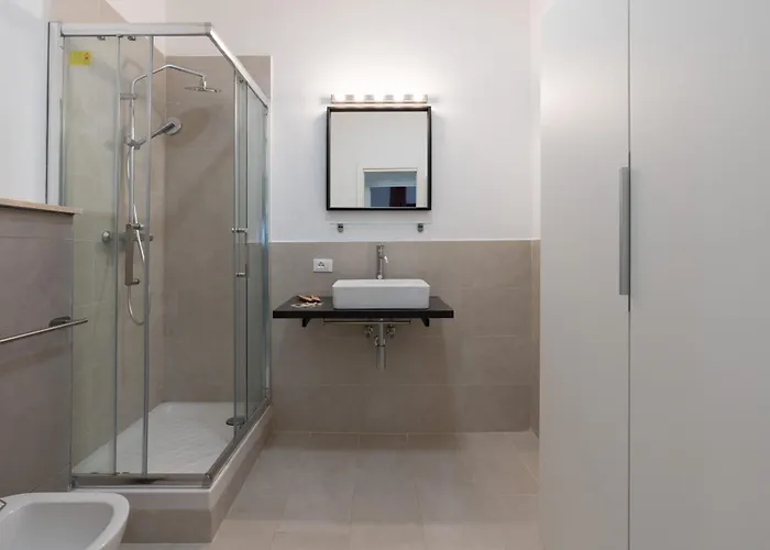 Hill - T5 - 10 4* Rome